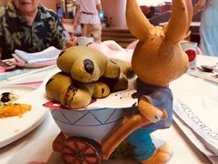 -水桶王国主题餐厅·聚会·生日派对·亲子活动·家庭套餐(亚龙湾希尔顿店)