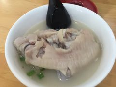 -雷祖芳老妈蹄花店