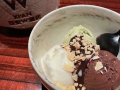 茅台西凤冰淇淋双拼-西安W酒店·WEI全味西餐厅