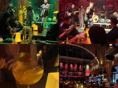 -FOUR PLAY BAR