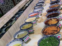 自助调料区-清真军邺·金富苑肥牛(石坡街旗舰店)