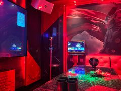 -UK派对KTV(日月广场店)