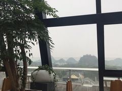 -四月吧餐厅(正阳步行街店)