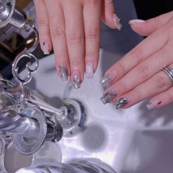 -HUII NAIL绘京美甲美睫会馆