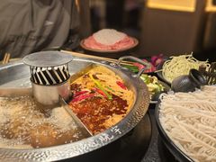 -晓宇重庆火锅(西安荟聚店)