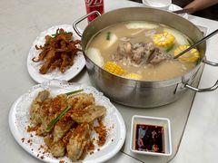 -肥仔文澳门猪骨煲(南京西路店)