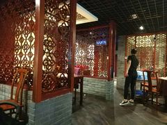 大堂-老兰家传统烧烤炒菜泡馍(小南门店)