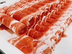 自制羊肉片-德顺斋爆肚涮肉馆·烧烤·羊蝎子·清真炒菜(马驹桥店)