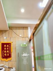 -苗医生专业祛痘·皮肤管理