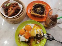 三眼仔太阳叉烧饭-澳门陈光记烧味饭店(万象城店)