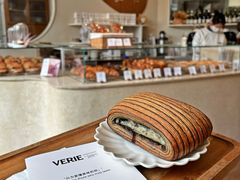 -VERIE BAKEHOUSE