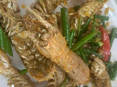 -红月湾海鲜饭店•沙滩海景(双月湾店)