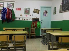 大堂-做了不起的80后