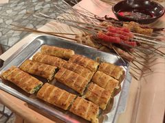 烤菜卷-破瓦寒窑·地摊烤羊排