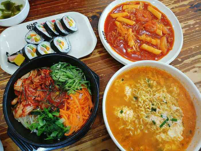 明洞韩国料理(上林坊店)-"慈溪上林坊步行街的一家明洞韩国料理三个.