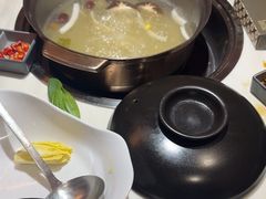 -喃喃椰·糟粕醋·椰子鸡火锅(七堡花园店)