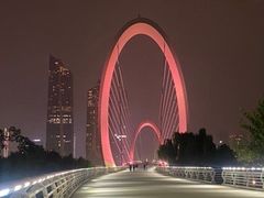 -南京眼步行桥