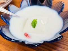 椰汁豆腐-炎蔵牛舌烤肉