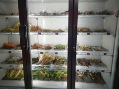 -椒点传统串串香
