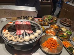 -草家酱蟹炭火烤肉店(珲春南路一店)