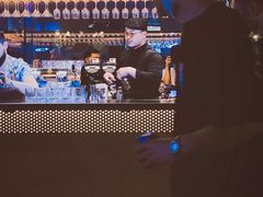 -星巴克臻选(上海合生汇1F店)