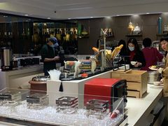-武汉光谷广场杨家湾地铁站怡程酒店