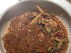 沙蒜烧豆面-新荣记(BFC外滩金融中心店)
