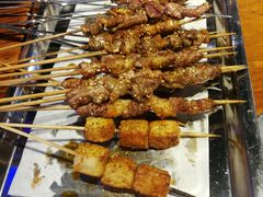羊肉串-马路牙子地桌烤肉(工体店)