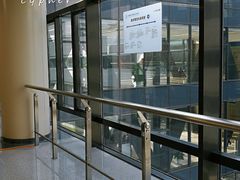 摆渡车等候区-首都医科大学附属北京天坛医院