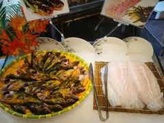 -遇上西雅图多融合海鲜自助餐厅(中房金谊广场店)