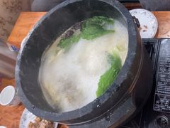 -鲁朗边巴次仁农家石锅