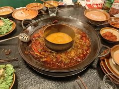 -渝井巷重庆老火锅(沈阳吉祥店)