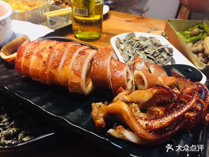 小螺号海鲜烧烤(西安路店)炭烤鱿鱼图片