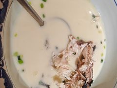 -南京金牛湖巨碗鱼头