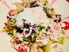 熟金枪鱼温泉蛋沙拉-醉虎传(南锣鼓巷店)