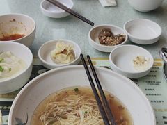 -正一涵老味道名小吃(广汉总店)