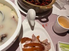-金鸭季·臻品餐厅(欢乐海岸购物中心店)