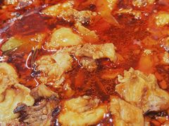 -来龍儿鲜切牛肉自助老火锅