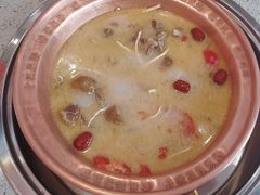 -阿婆情腊排骨火锅(金虹路店)