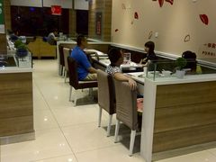 大堂-嘉和一品粥(首经贸店)