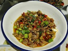 -老湖南民间菜·牛肉十八炒(花都店)