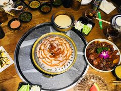 -三人行骨头王火锅(长寿店)
