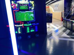 -世代星球·保龄球·镭战真人CS·团建(杨浦店)