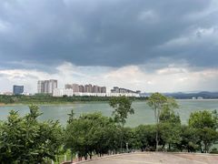 -酤居湖景音乐餐吧(安宁店)