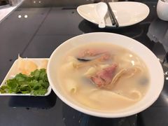-航空港万怡酒店·万荟轩餐厅(航空港区远航路店)