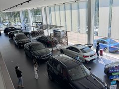 -北京中升宝辉宝马4S店