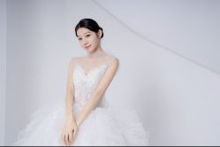 -予白婚纱礼服馆