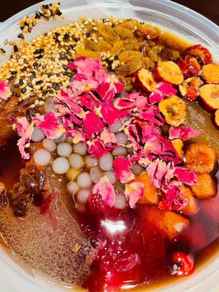 雾都玖零玫瑰糍粑冰粉(解放碑店)-"在夏天冰粉才是我的最爱[爱心]