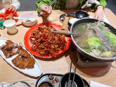 -川堂风·跷脚牛肉·乐山爆炒(宝山日月光店)