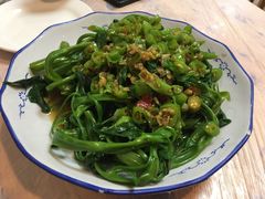-洪霞餐馆